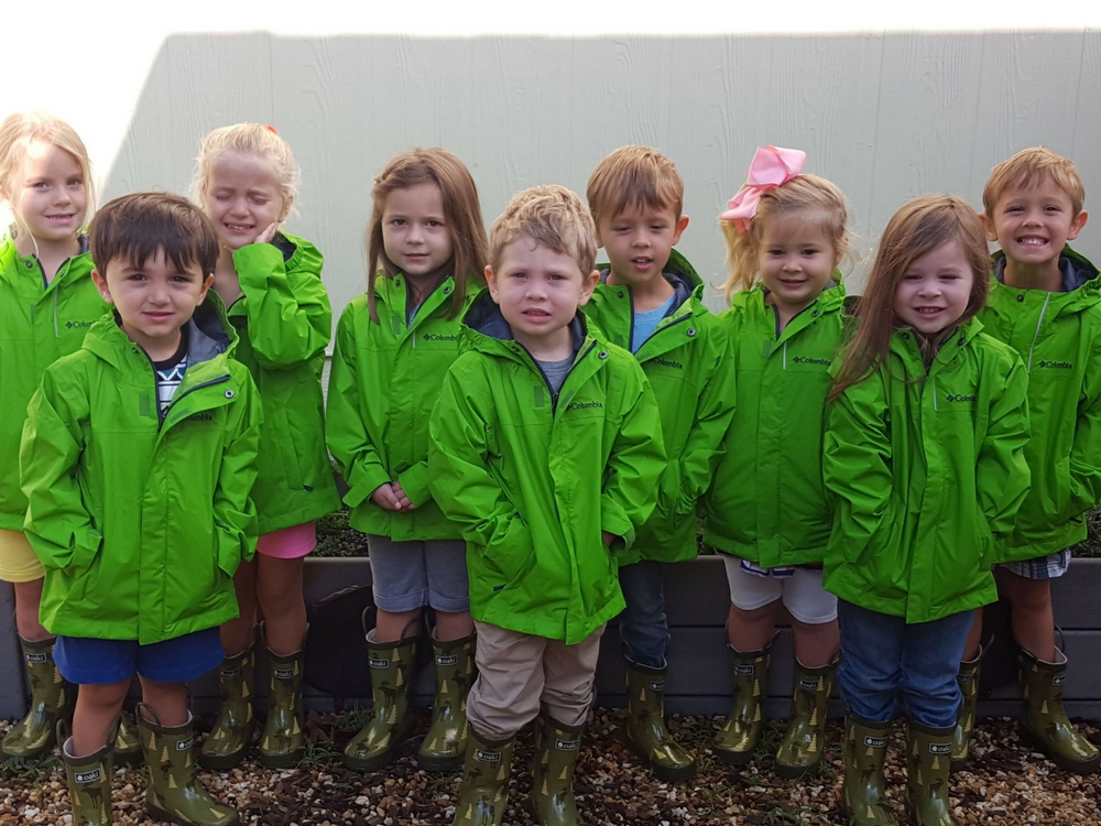 Students in outdoor STEAM classroom